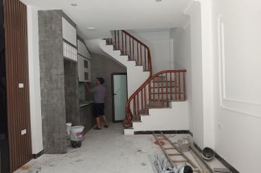 LÔ GÓC - NGAY MẶT NGÕ BẠCH ĐẰNG - HAI BÀ TRƯNG - 31M2X 5TX 4.6 tỷ  CÓ THỂ KINH DOANH NHỎ - GIÁ RẤT