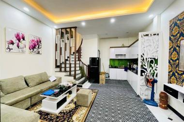 Bán nhà Kim Giang, ngõ thông Nguyễn Xiển, ô tô đỗ cổng, nhỉnh 4 tỷ