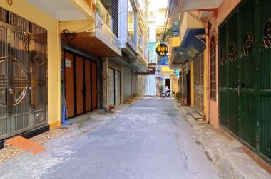 Chủ cần bán GẤP nhà Hoàng Văn Thái 30m2, 5 tầng, NHÀ MỚI ĐẦY ĐỦ NỘI THẤT ĐẸP , chỉ 3,55 tỷ.