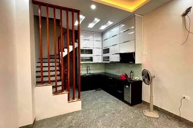 BÁN GẤP NHÀ HOÀNG MAI. 46M 5T SAU QH RA MĐ 6 LÀN Ô TÔ. GIẢM CHÀO 550 TRIỆU