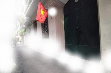 BA ĐÌNH - HIẾM - NHÀ PHÂN LÔ - 3 Ô TÔ TRÁNH, Ô TÔ VÀO NHÀ, Ô TÔ ĐỖ CỬA 3,4 EM - NGÕ THÔNG - TƯƠNG LAI RA MẶT PHỐ 