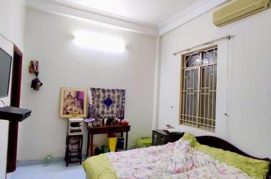 BA ĐÌNH - HIẾM - NHÀ PHÂN LÔ - 3 Ô TÔ TRÁNH, Ô TÔ VÀO NHÀ, Ô TÔ ĐỖ CỬA 3,4 EM - NGÕ THÔNG - TƯƠNG LAI RA MẶT PHỐ 