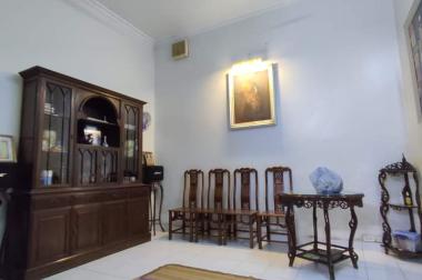 BA ĐÌNH - HIẾM - NHÀ PHÂN LÔ - 3 Ô TÔ TRÁNH, Ô TÔ VÀO NHÀ, Ô TÔ ĐỖ CỬA 3,4 EM - NGÕ THÔNG - TƯƠNG LAI RA MẶT PHỐ 