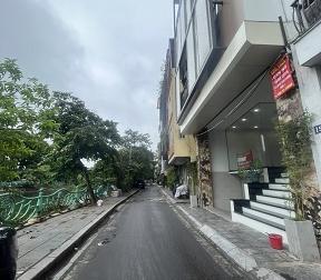 Cho thuê cửa hàng (văn phòng) tầng 1 số 156A Yên Hoa, Q.Tây Hồ; 16tr/th; 0983319698