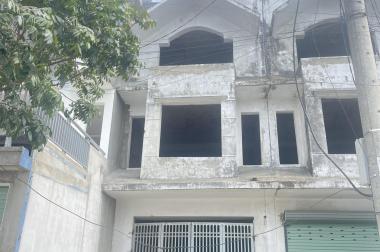 CƠ HỘI ĐẦU TƯ HẤP DẪN - CHUYỂN NHƯỢNG NHÀ 4 TẦNG MẶT TIỀN TỈNH LỘ 10 GREEN CITY