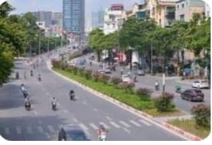 Bán LÔ ĐẤT LAI XÁ trước cổng Đại Học Thành Đô 70m chỉ 6.4 tỷ.  