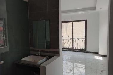 LÔ GÓC - NGAY MẶT NGÕ BẠCH ĐẰNG - HAI BÀ TRƯNG - 31M2X 5TX 4.6 tỷ  CÓ THỂ KINH DOANH NHỎ - GIÁ RẤT