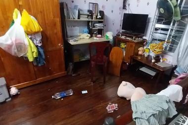 Nhà Đinh Tiên Hoàng gần MT, Góc kiệt 4m, 2 tầng, 1.3x tỷ