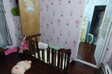 Nhà Đinh Tiên Hoàng gần MT, Góc kiệt 4m, 2 tầng, 1.3x tỷ