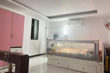 Nhà lô góc Nguyễn Xiển , 57m2 ,HXH , 3 PN 2 WC, sát bên Vinhomes