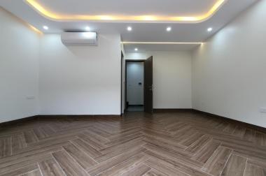 Bán nhà đẹp Ngõ 43 Chùa Bộc 40m2, 6T thang máy, MT4.6m sát trường Thủy Lợi