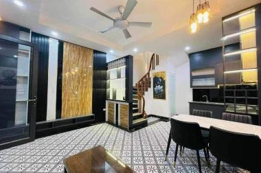 Vũ Trọng Phụng 30m2 5 tầng, mặt tiền 4.5m, giảm chào 200tr còn 4.6 tỷ 