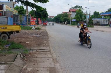 ( CỰC HIẾM, RẺ) bán đất tặng nhà  3 tầng mới đẹp, trước mặt có ki ốt kinh doanh mặt đường QL3