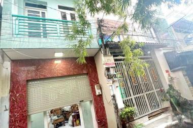 Bán nhà gần chợ Bình Long , dt 3 x 15
