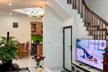 BÁN NHÀ PHỐ KHƯƠNG ĐÌNH DIỆN TÍCH 43m. 5 Tầng. Mặt Tiền 4.3m. Giá 5.2 Tỷ