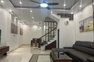  Quá hiếm, Bán nhà Minh Khai Ô TÔ tránh đỗ ngày đêm, 35m2x4 tầng, Lô Góc chỉ 6 tỷ.