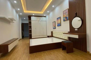 Hiếm Có, Nhà Ngõ 266 Nguyễn Văn Cừ, Hoàng Như Tiếp, 33m2, 5 Tầng, Ô Tô, Giá 4 Tỷ