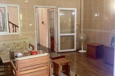 Bán nhà 60m2 x 5 tầng phố Lạc Long Quân quận Tây Hồ giá 7,8 tỷ. Ngõ nông ,rộng thoáng cách ô tô đỗ 10m