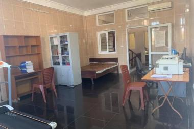 Bán nhà 60m2 x 5 tầng phố Lạc Long Quân quận Tây Hồ giá 7,8 tỷ. Ngõ nông ,rộng thoáng cách ô tô đỗ 10m