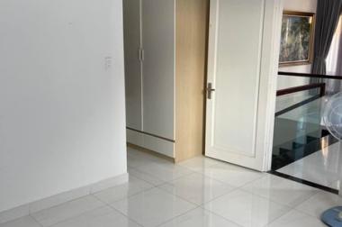 Bán biệt thự trung tâm Q7 chỉ 1km sang Q1 giá chỉ 20,4 tỷ