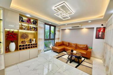 Bán gấp VTKD 8m Thoại Ngọc Hầu quận Tân Phú 5 x 15 -5T BTCT - 11 tỷ TL