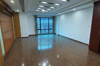 Tc 12 tỷ có Nhà Trần Quốc Hoàn, 60m2 5T  mặt 5m Phân lô, ô tô, an sinh, Kinh Doanh VP Đỉnh
