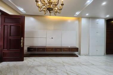 Tc 12 tỷ có Nhà Trần Quốc Hoàn, 60m2 5T  mặt 5m Phân lô, ô tô, an sinh, Kinh Doanh VP Đỉnh