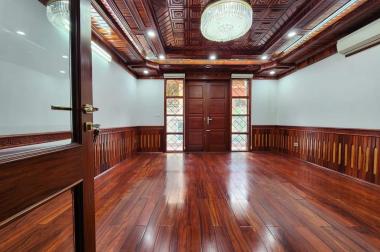 Tc 12 tỷ có Nhà Trần Quốc Hoàn, 60m2 5T  mặt 5m Phân lô, ô tô, an sinh, Kinh Doanh VP Đỉnh