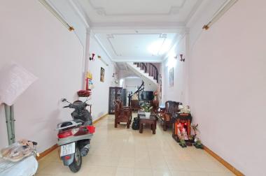 Bán nhà khu V.I.P Đồng Đen, 70m2, 3 tầng, giá chỉ 9ty8