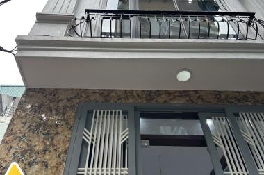 Cần Bán nhà Phố Hoàng Ngân gần ô tô 40m 4Tg MT 3,8m hơn 4 tỷ LHCC.