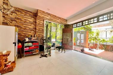 Bán nhà mặt tiền đường Phan Văn TRị,Bình ThạnhThạnh.DT 76m2,kinh doanh đa ngành.Giá chỉ 11 tỷ