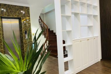 Bán nhà 7 tầng Ngọc Thụy,Long Biên 38m2,oto vào nhà,thang máy giá 7tỷ