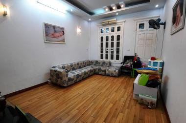 Cần bán nhà mặt phố Tân Mai,Hoàng Mai 60m2, 4 tầng, 
