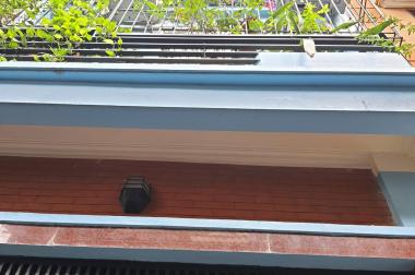 Bán nhà riêng Hoàng Ngân 45m 4 tầng mặt tiền 4m gần ô tô tránh ở ngay nhỉnh 6 tỷ lh 0817606560