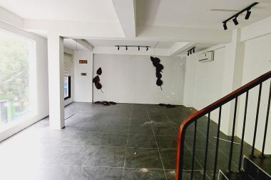 Bán nhà ngõ Hàng Bún 37m x 5 tầng, mt: 7.5m
Giá chào: 22 tỷ thương lượng