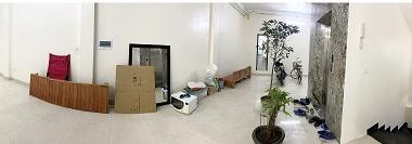 Chính chủ cho thuê tầng 1 - 70m2 nhà mặt phố ĐÊ LA THÀNH LỚN, , Phường Ô Chợ Dừa, Đống Đa, Hà Nội