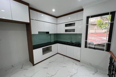 Cần bán nhà Tam Trinh, Hoàng Mai, Hà Nội 32m2, 4 tầng, 3,2 tỷ