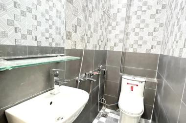 Bán nhà riêng Khương Trung Thanh Xuân 26m 4 tầng 3 ngủ  sổ đỏ chính chủ nhỉnh 2 tỷ lh 0817606560