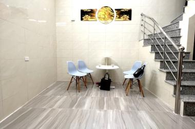 Bán nhà riêng Khương Trung Thanh Xuân 26m 4 tầng 3 ngủ  sổ đỏ chính chủ nhỉnh 2 tỷ lh 0817606560