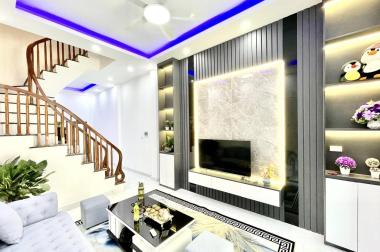 Bán nhà Định Công Thượng 45m x 4 tầng, mt: 3.8m, ô tô 5 tạ đỗ cửa