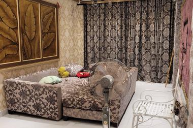 Bán nhà 20 Nguyễn Hoàng Tôn 40m x 6 tầng, mt: 3.6m

Giá chào: 8 tỷ thương lượng