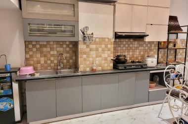 Bán nhà 20 Nguyễn Hoàng Tôn 40m x 6 tầng, mt: 3.6m

Giá chào: 8 tỷ thương lượng