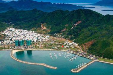 Bán gấp đất 2 mặt tiền Phạm Văn Đồng 10m mặt biển, TP Nha Trang