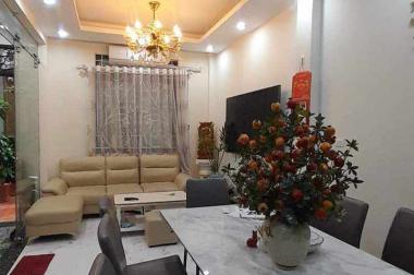 Bán Gấp Nhà Bồ Đề, Long Biên, 35m2, MT5.2m, Phân Lô, Ô Tô, Full đồ, nhỉnh 5 Tỷ