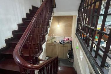 NHÀ ĐẸP NGUYỄN KHÁNH TOÀN CẦU GIẤY LÔ GÓC NGÕ THÔNG Ô TÔ >21 TỶ 70M 5T