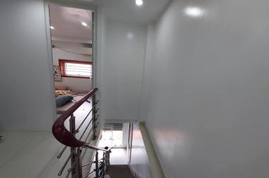 Bán nhà mặt đường Nguyễn Văn Hới - Cát Bi, 32m 2 tầng kinh doanh đẹp, GIÁ 1.65 tỉ