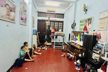 Mặt phố Vương Thừa Vũ 62m x 4 tầng, mt: 3.5m, nhà 2 mặt thoáng, ô tô đỗ thoải mái