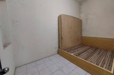 Cho thuê nhà Lạc Long Quân, 70m2, 4T, 3N, ô tô, KD online, 10tr, Cầu Giấy.