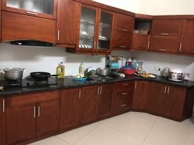 Cho thuê nhà 3 tầng tại ngõ 23 Nguyễn Tất Thành, Vĩnh Yên, Vĩnh Phúc. Gía chỉ 8 triệu