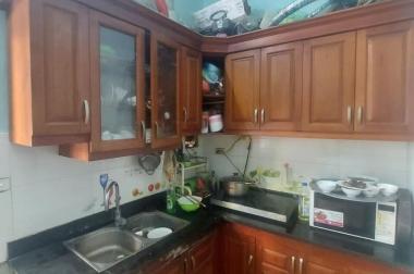 bán nhà mặt phố Võng Thị 42m x 4 tầng, mt: 4.8m, ô tô tránh đỗ trước cửa nhà